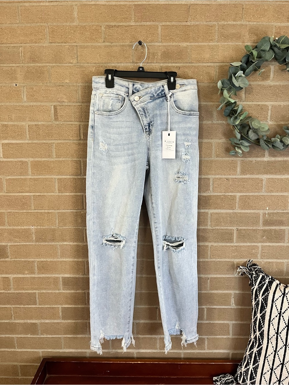 Women’s Light Blue Straight Leg Distressed Jeans - Casual High-Rise